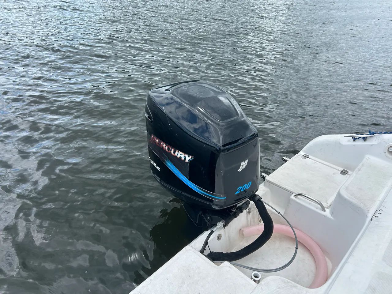 Phantom 240 - Mercury 200hp - Foto 2