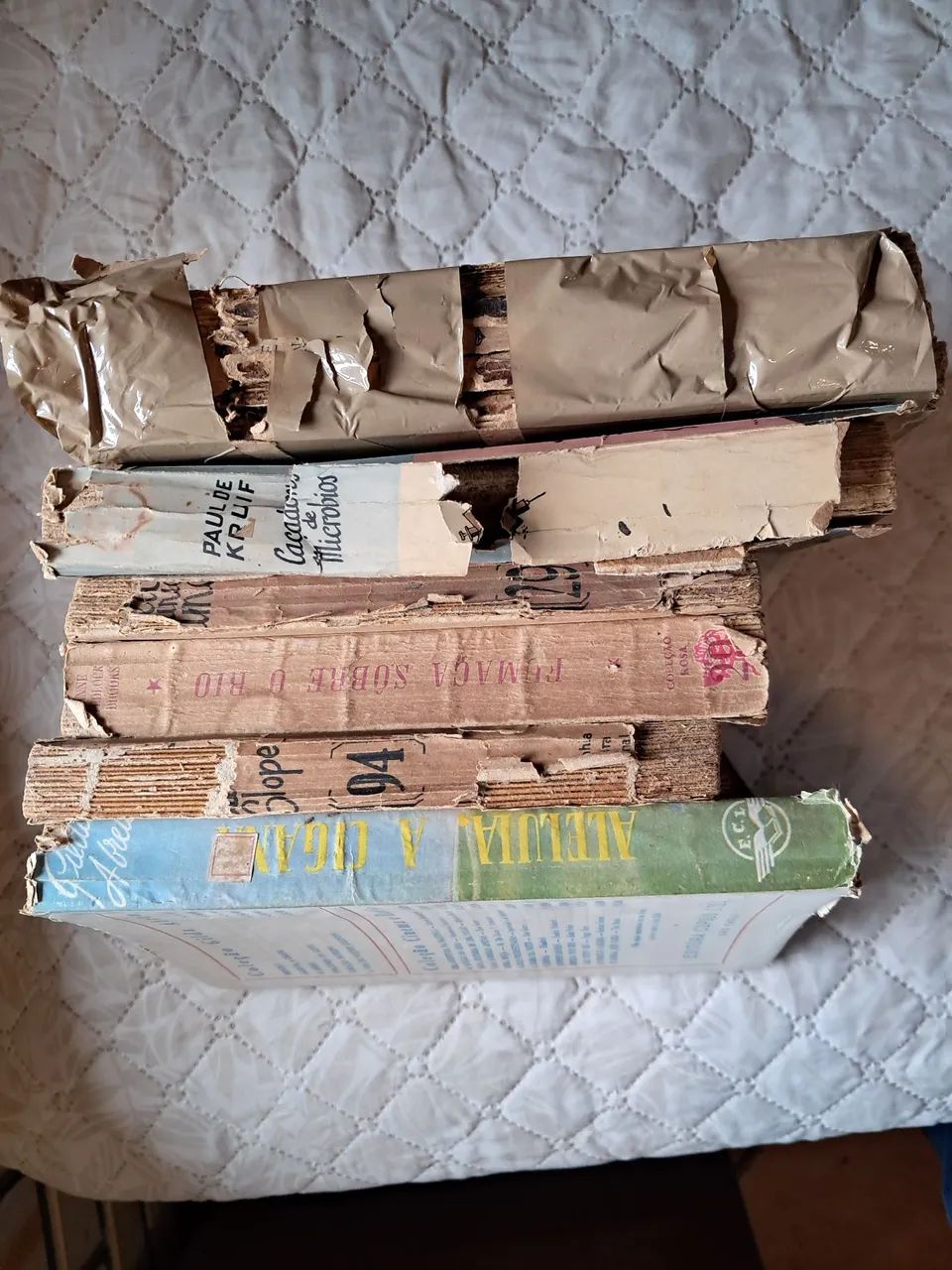 CONJUNTO DE 06 LIVROS ANTIGOS - Foto 2