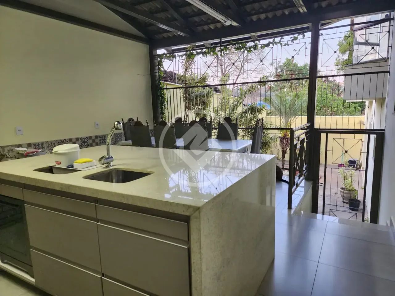 Casa 4 quartos em Vespasiano com 445 m2 , sendo 1 suíte master com varanda que une sofisti - Foto 4