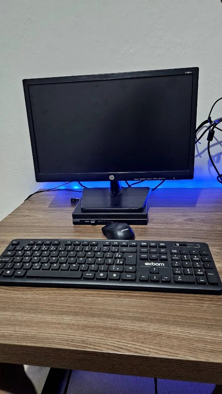 Mini PC Daten completo / win11 / i3 8ª geração / 8GB RAM / 256 SSD