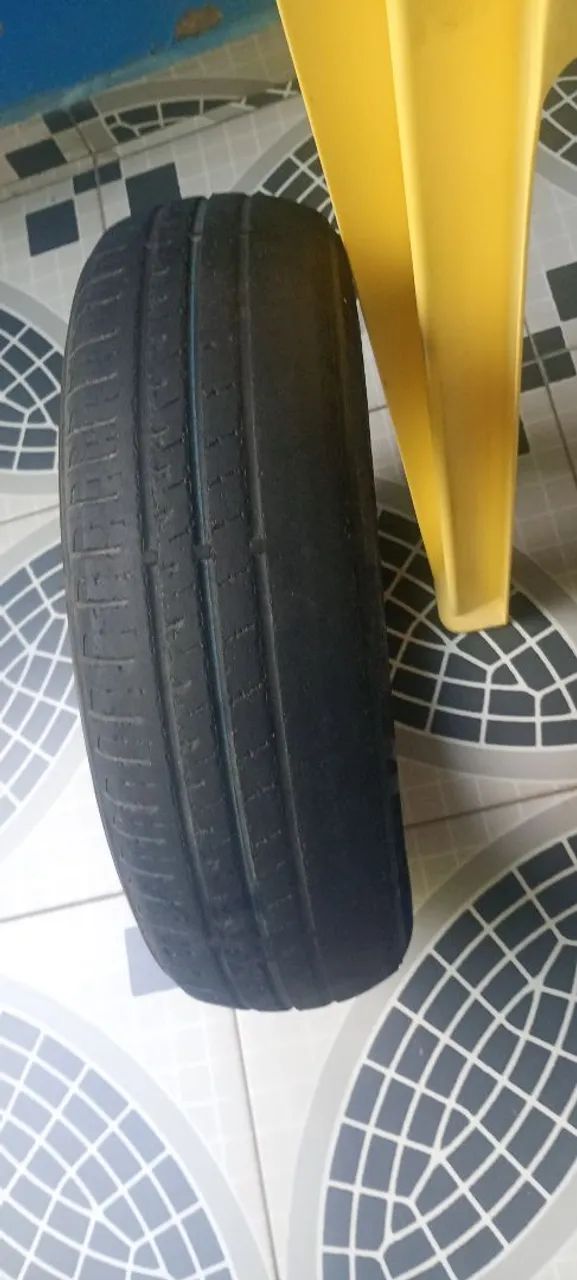 Pneu meia vida Aro 13 175/75  - Foto 2
