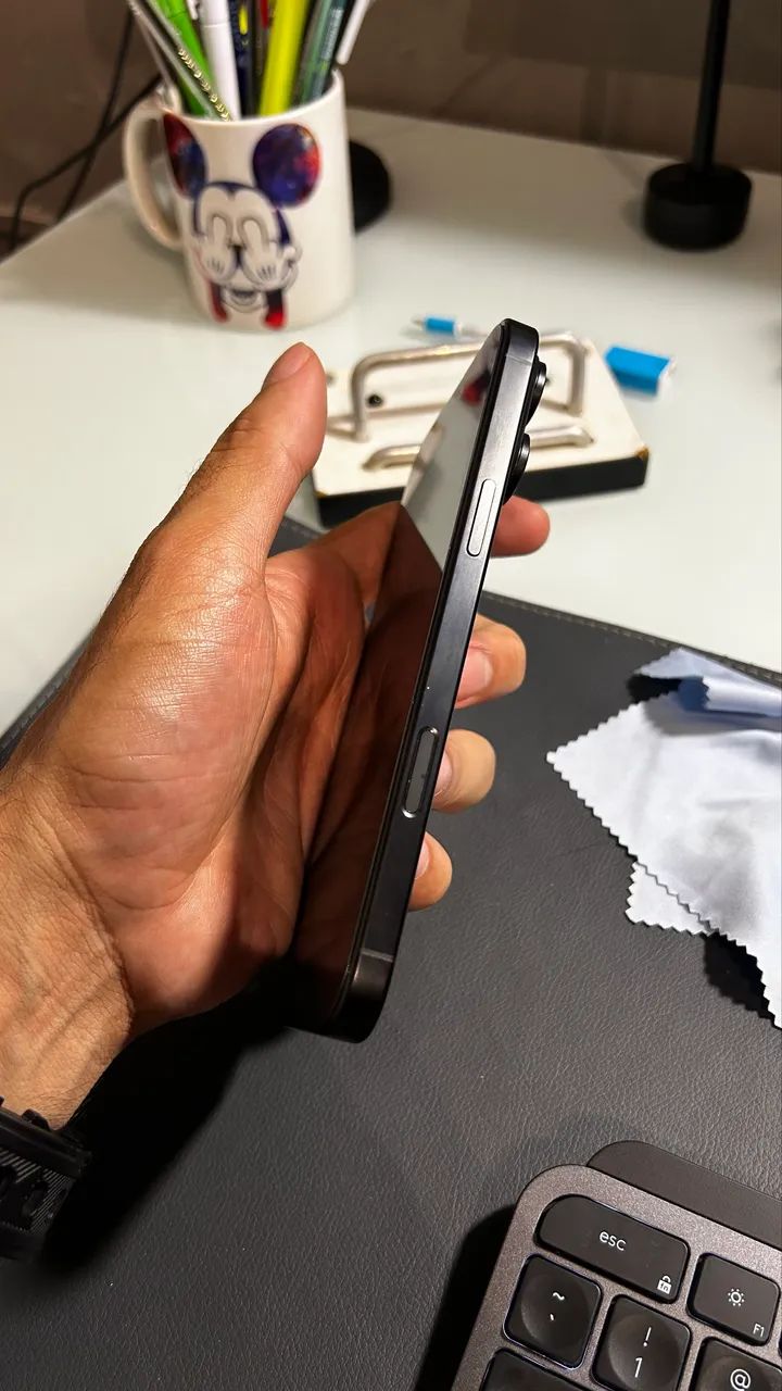 iPhone 16 Pro Max 256GB - Estado de Zero! - Foto 4