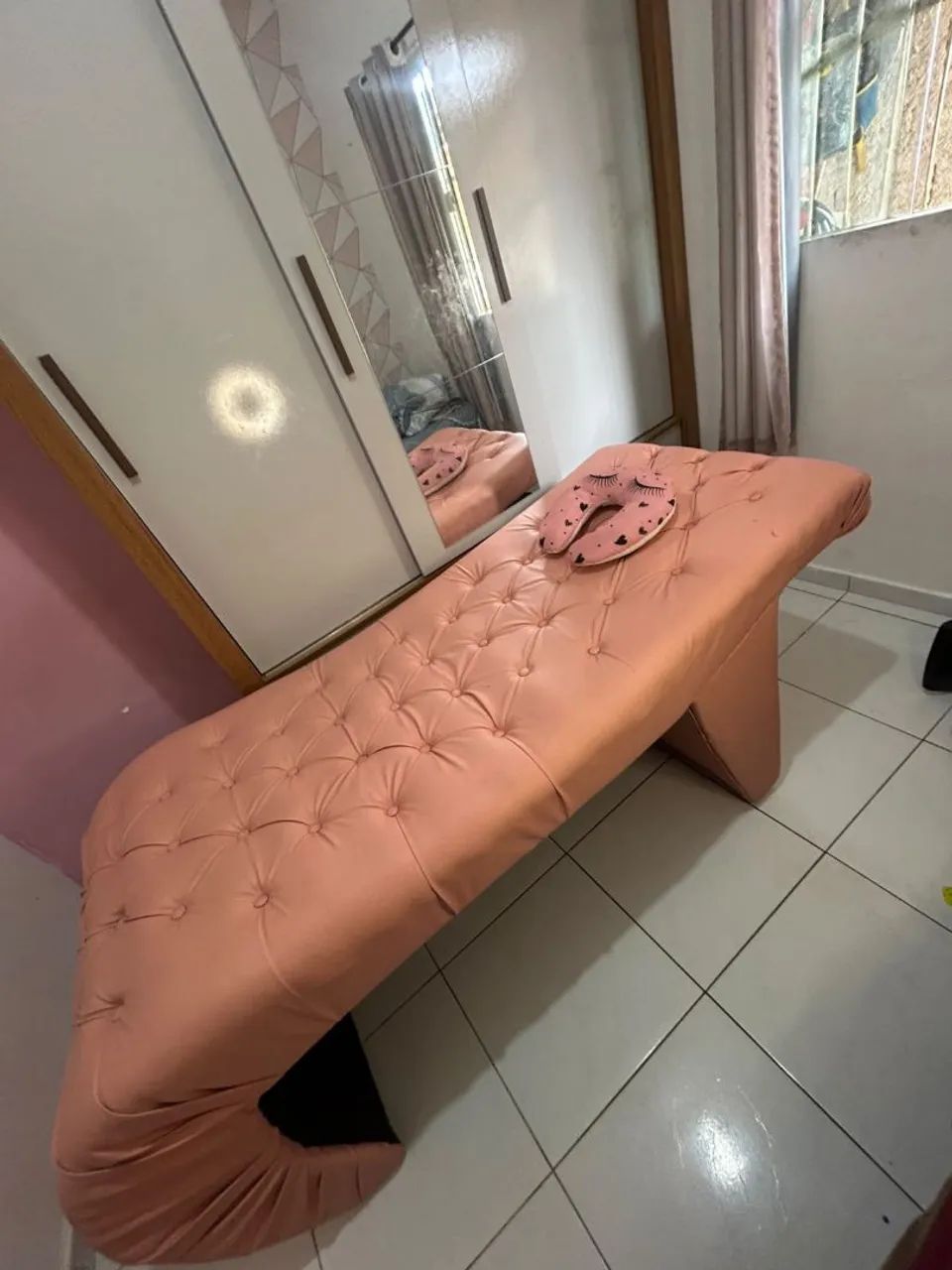 Vende se maca de luxo