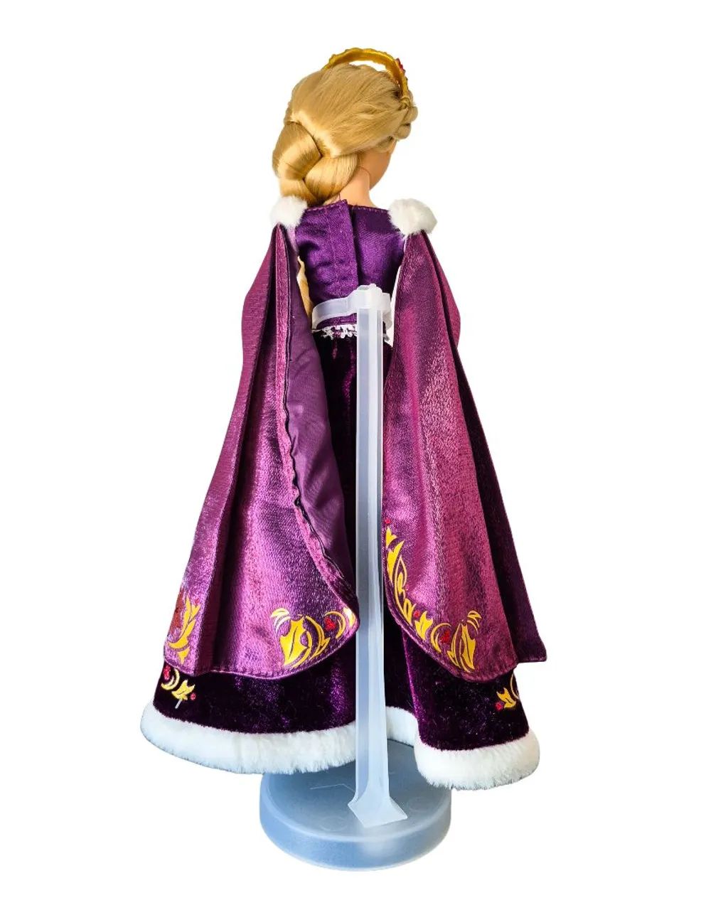Boneca Disney Special Holiday Rapunzel 2021 - Disney Store - Foto 5