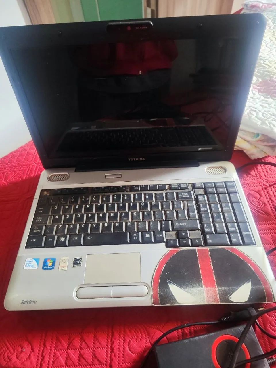 Notebook Toshiba parado