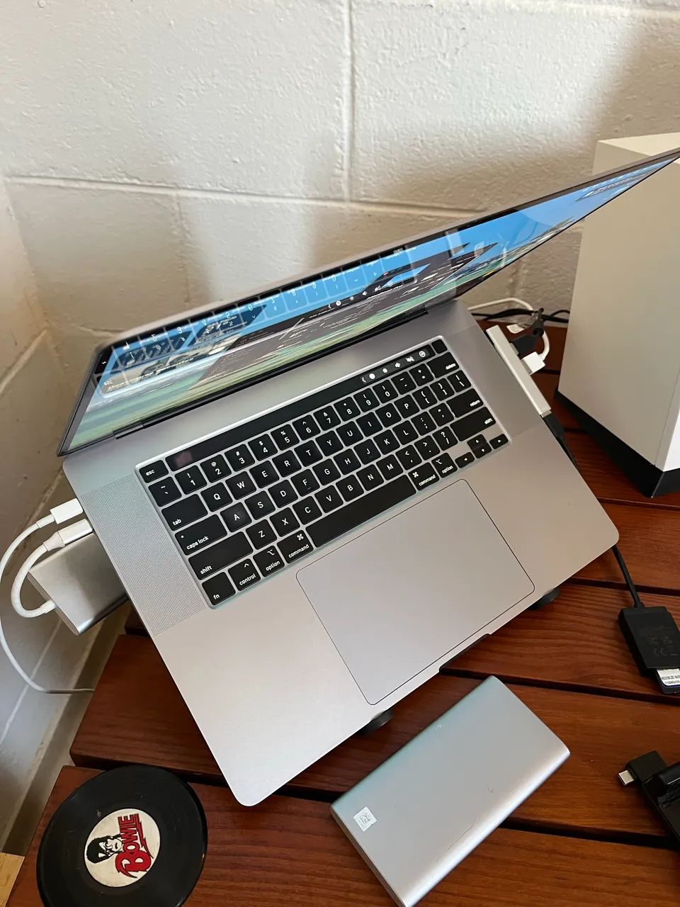 MacBook Pro 2019 16 polegadas  - Foto 2