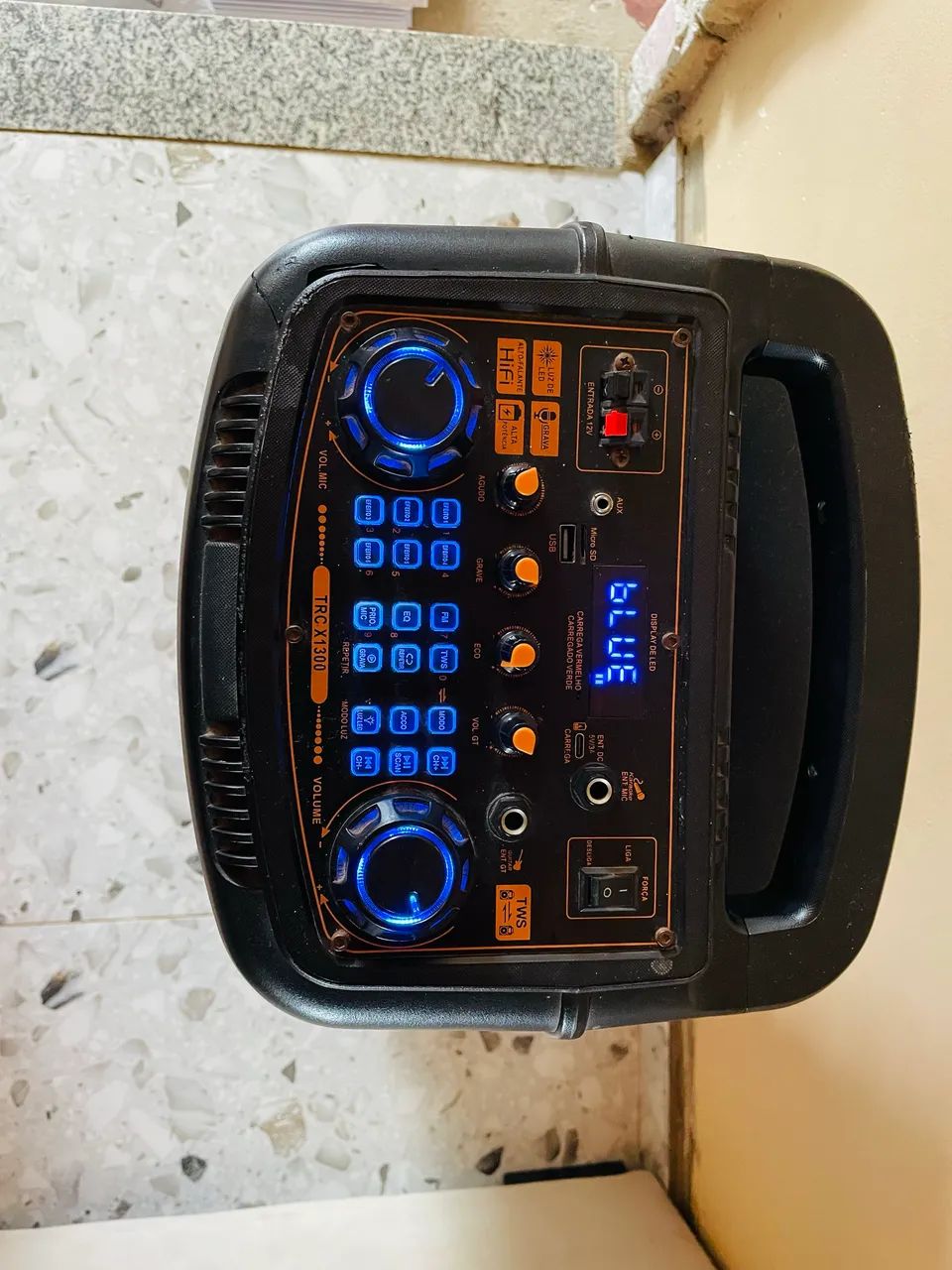 Caixa de som  amplificada da marca TRC X1300  - Foto 4