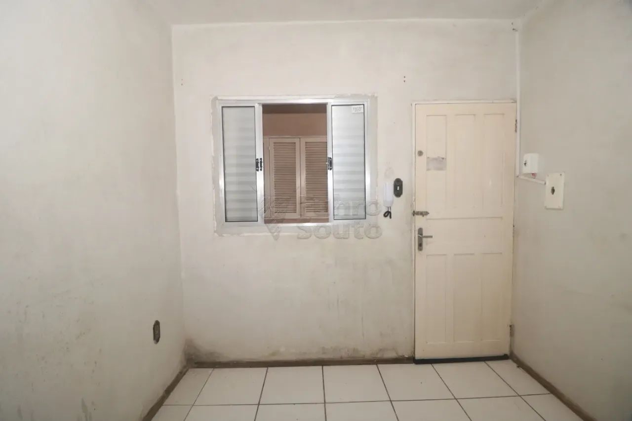 Apartamento fora de Condomínio - Centro de Pelotas