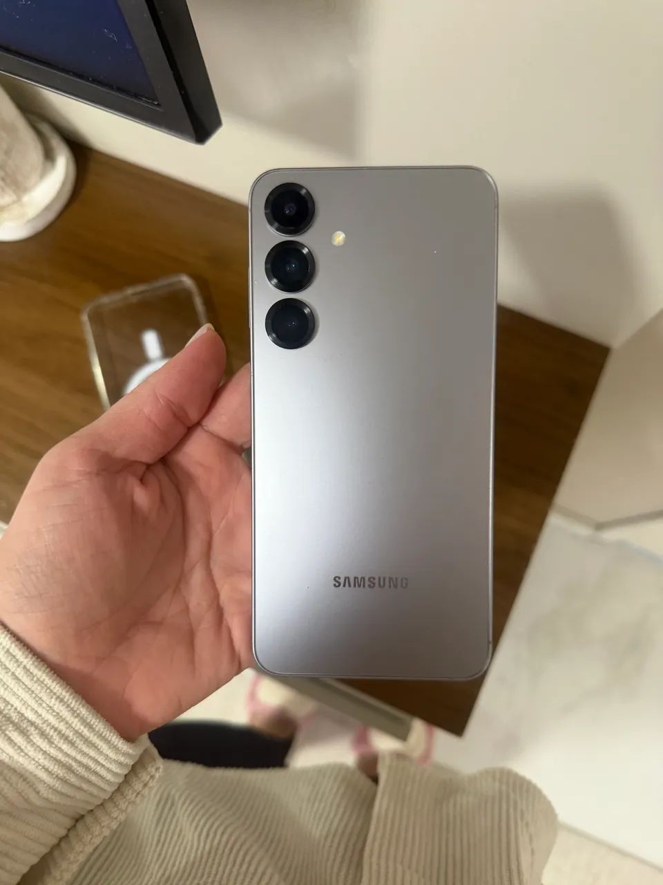 Samsung S25 + / 512 GB