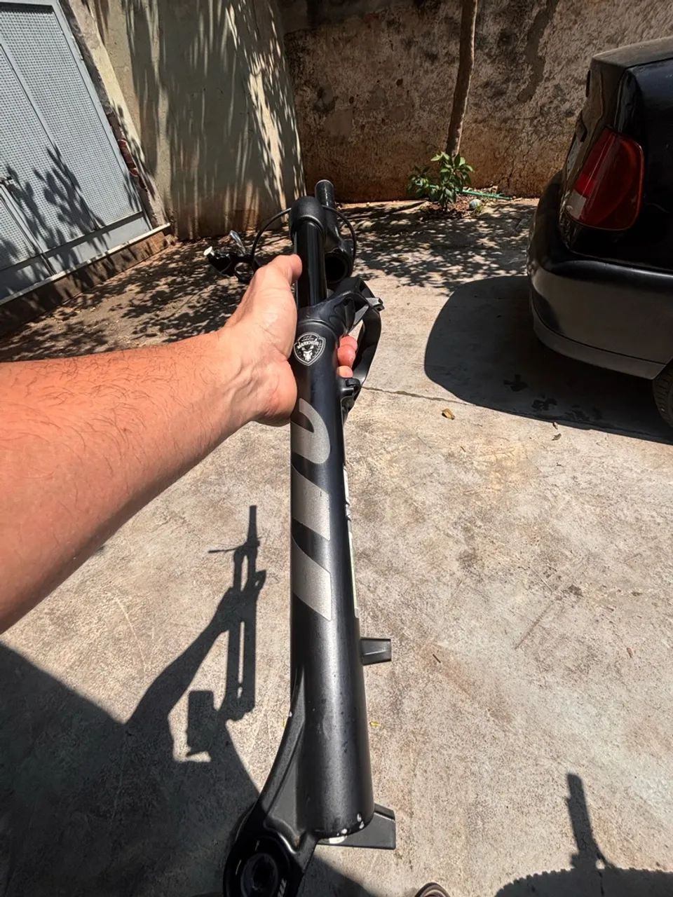 Suspensão Manitou Manchete boost  - Foto 3
