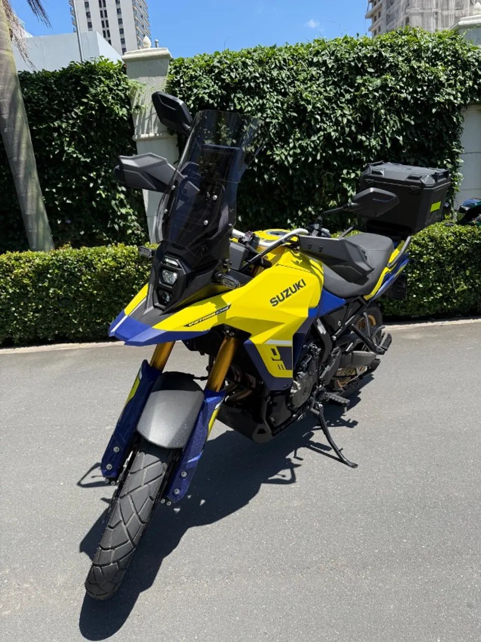 Suzuki 800de V-strom 2025 - 1475436845 | OLX