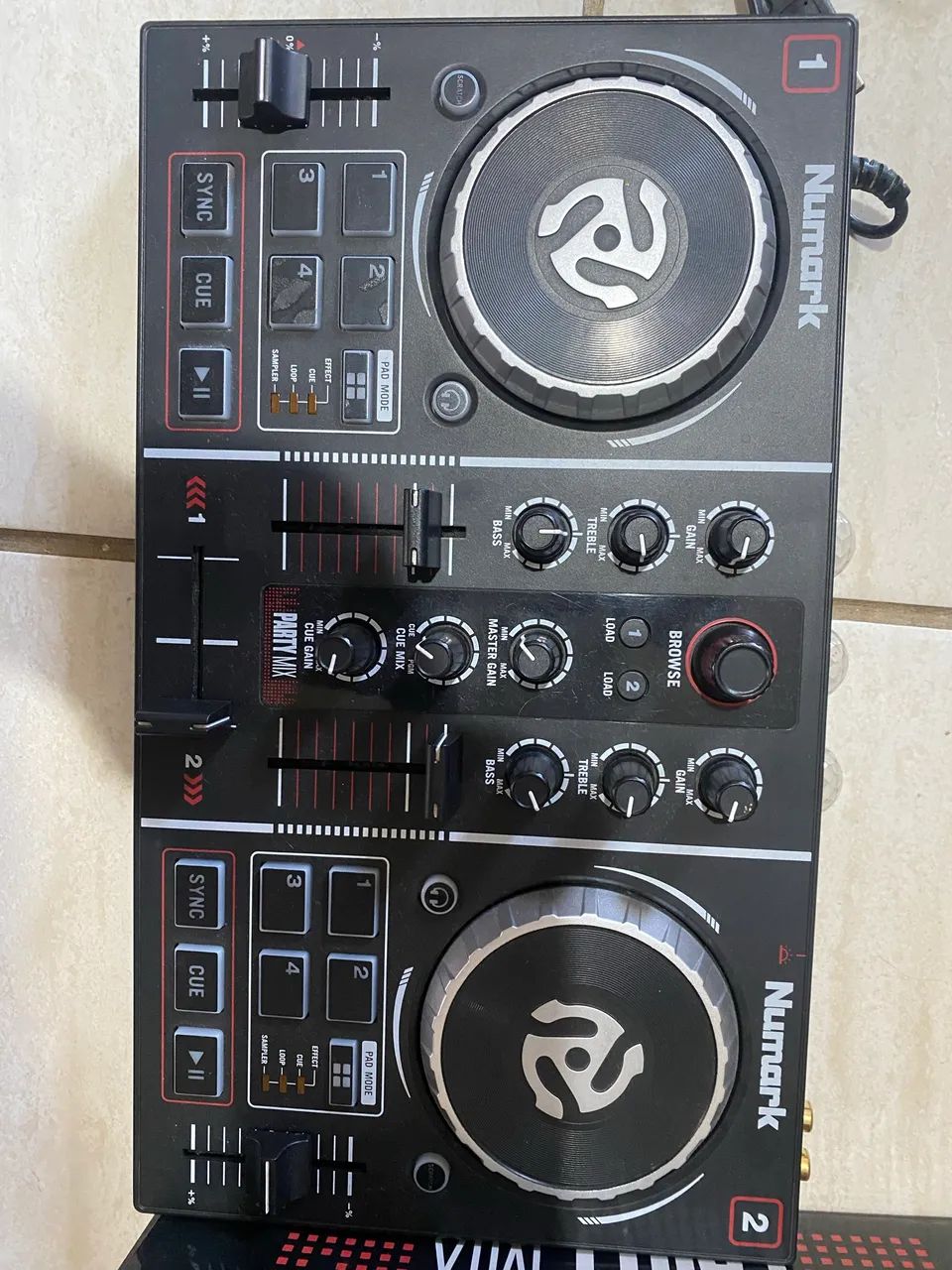 Controladora DJ numark Party mix - Foto 5