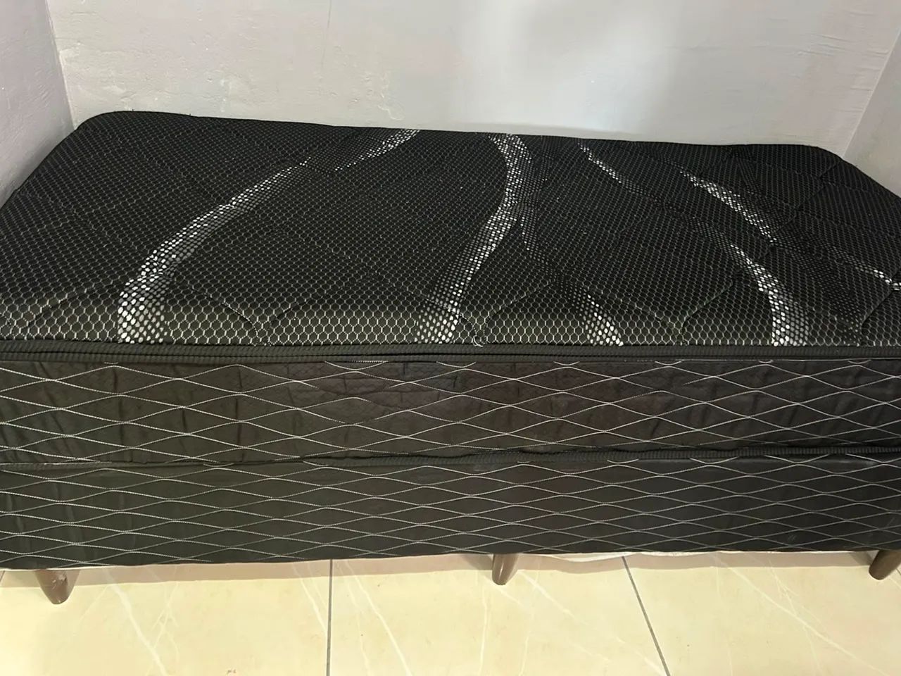 Cama box de solteiro 