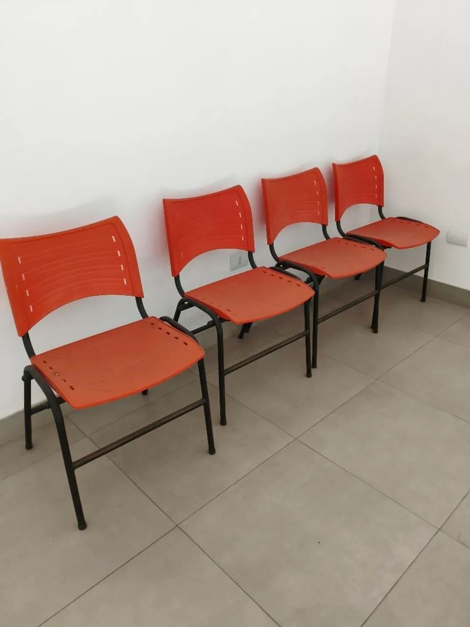 Conjunto pronto para recepção.