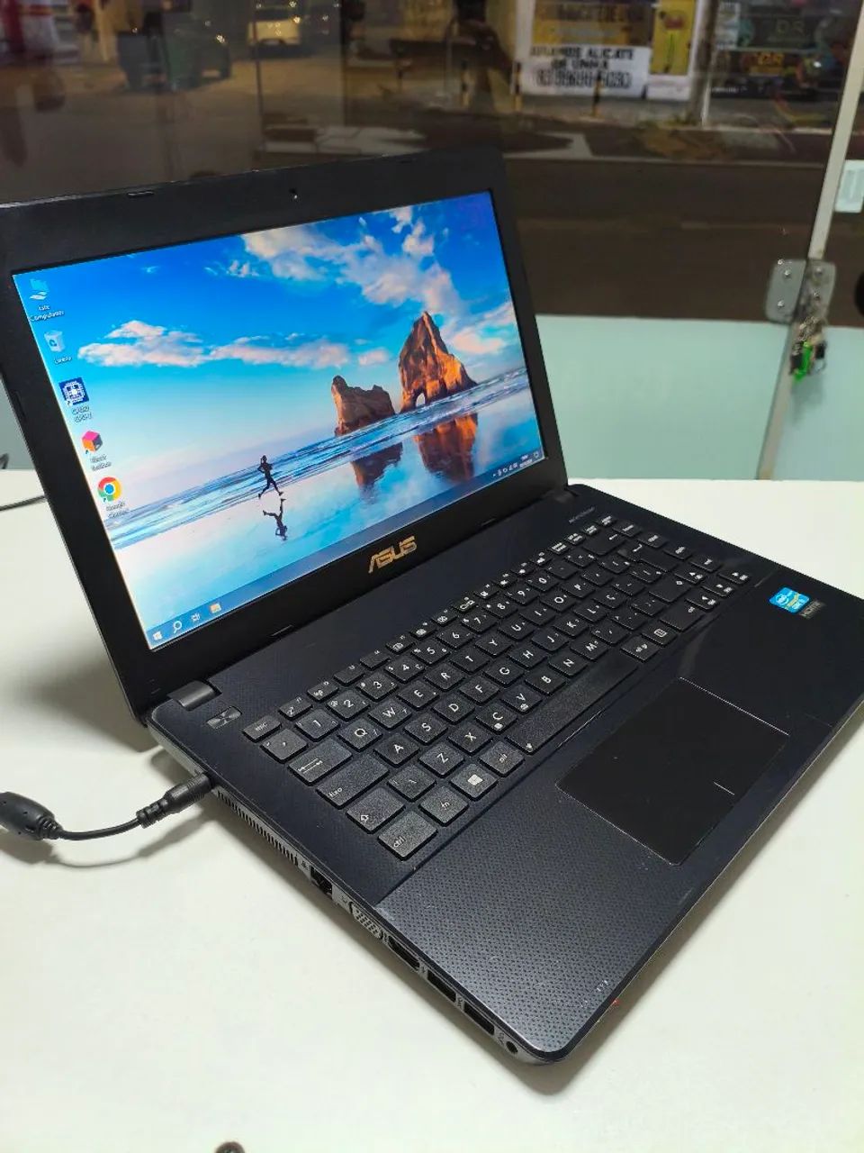 Notebook Asus  - Foto 3