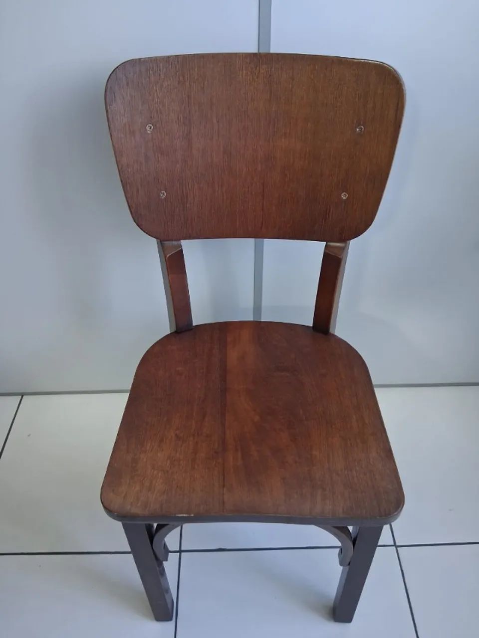 Mesa base de ferro com 04 cadeiras - Madeira maciça -( 3 conjuntos ) - Foto 4