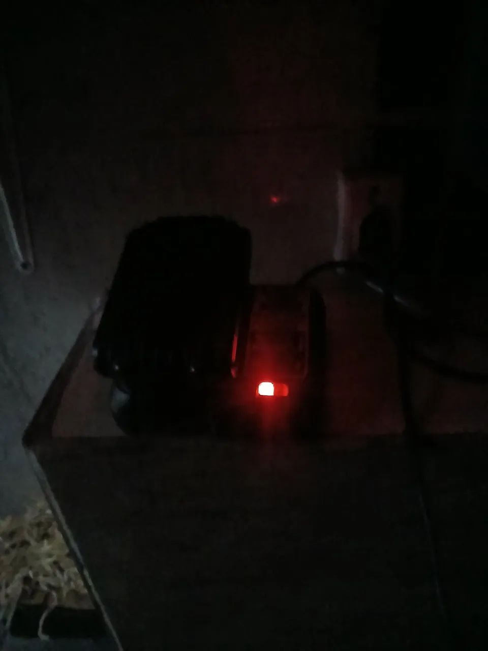 Vende-se engraxadeira Dewalt