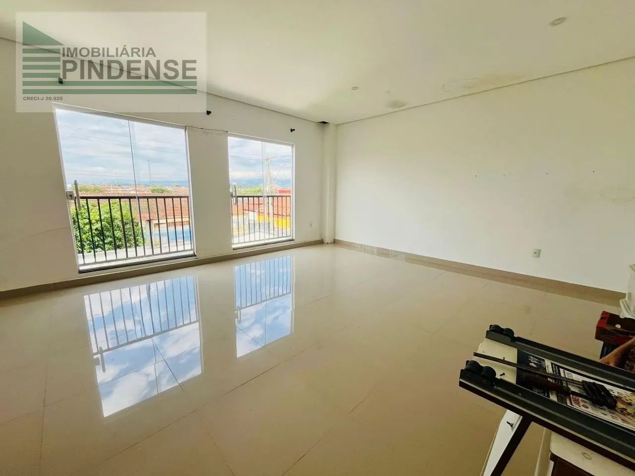 Sala Comercial em Jardim Rosely - Pindamonhangaba, SP - Foto 4