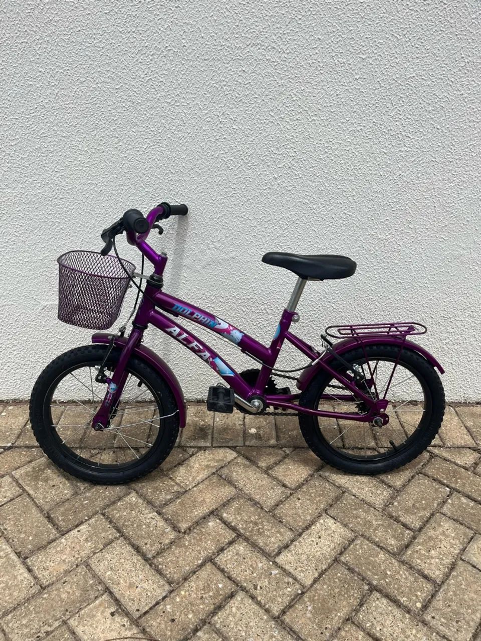 Vende-se bicicleta para menina
