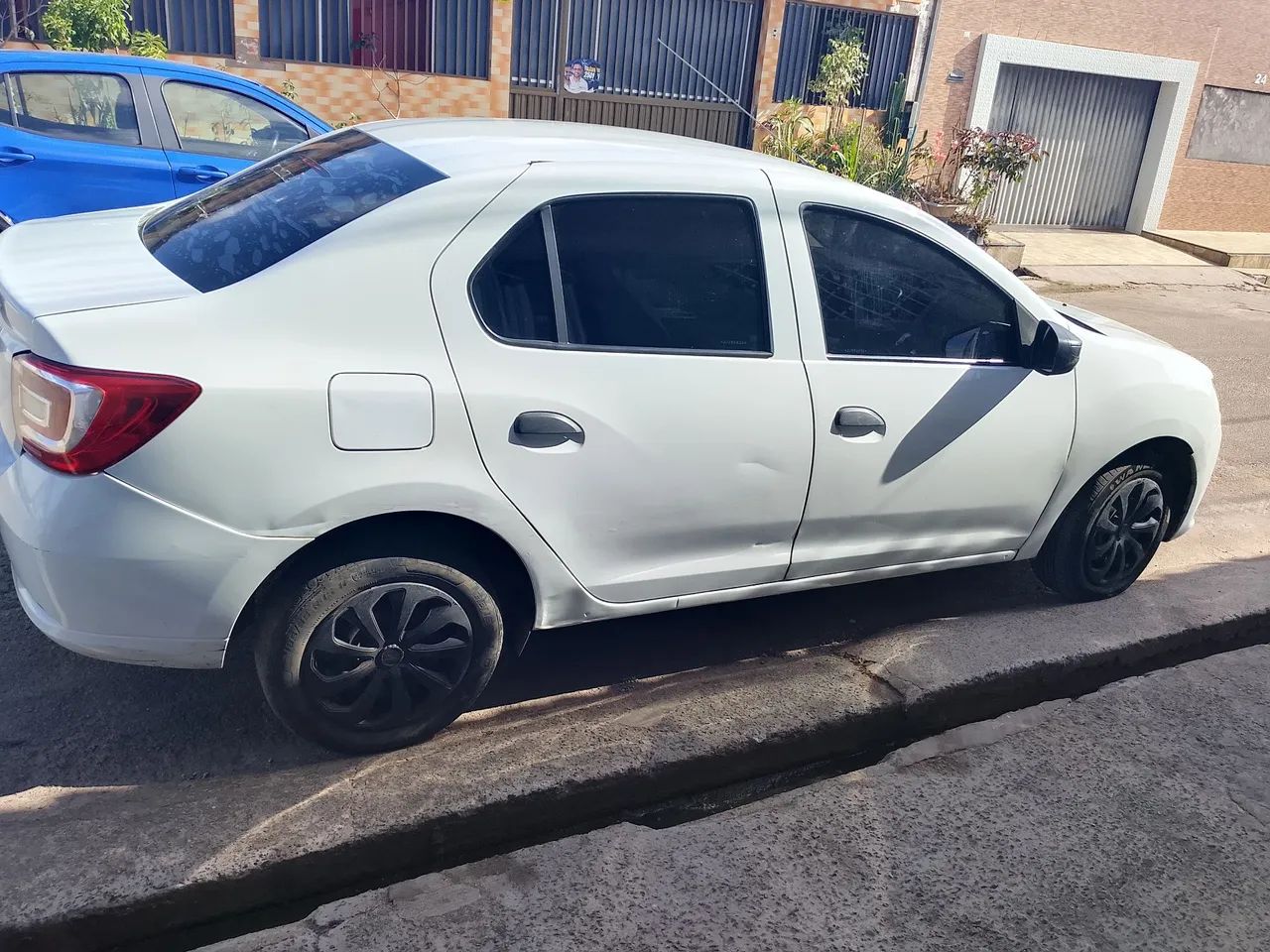 Renault Logan LOGAN Authentique Flex 1.0 12V 4p 2018