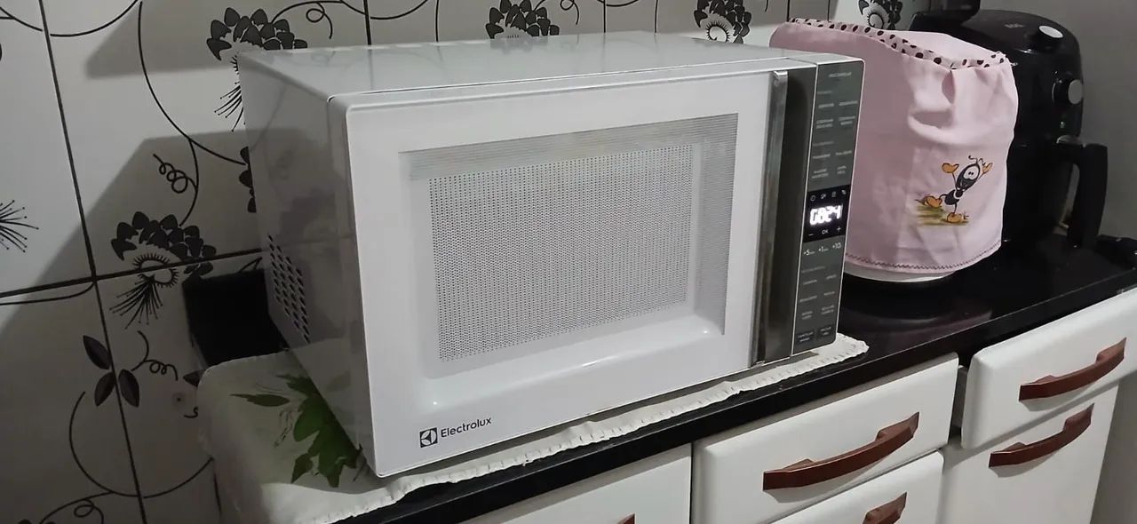 Microondas Eletrolux 27litros - Foto 3