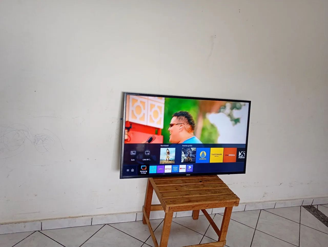 Tv smart 4k Samsung Crystal 55 polegadas 9 mês de uso semi nova! - Foto 2