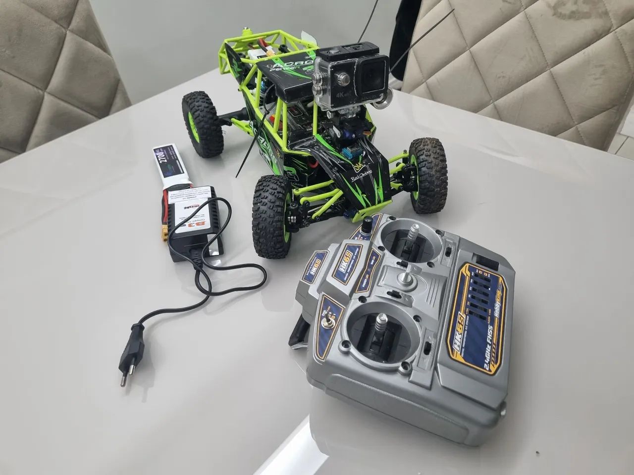 WStoys across 4x4 rock crawler com camera e lanterna - Foto 4