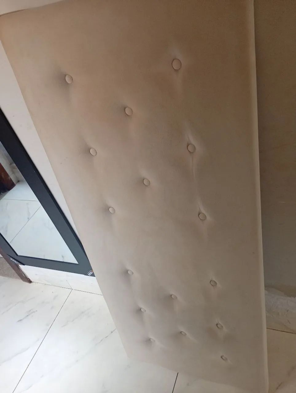 Cabeceira de cama.