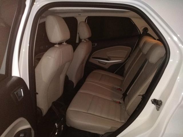 Vendo Ecosport 18/19 titanium 2.0, chave presencial, teto solar, c/estepe, top de tudo - Foto 6