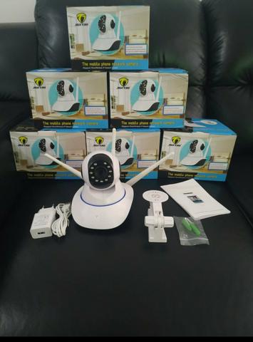 Câmeras para segurança via Wi-Fi, visão noturna e gira 360° - Foto 3