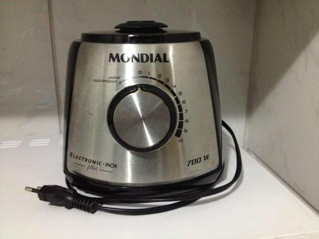 Base de Liquidificador mondial 700w sem copo