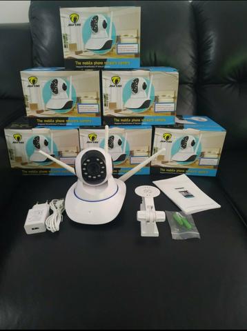 Câmeras para segurança via Wi-Fi, visão noturna e gira 360° - Foto 4