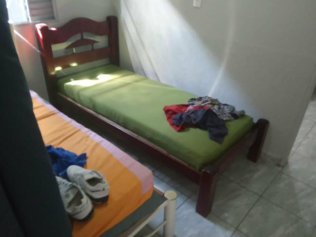 Cramos vende ou troca menor valor casa 03 quartos - Foto 4