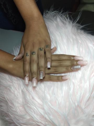 Black friday studio pink??