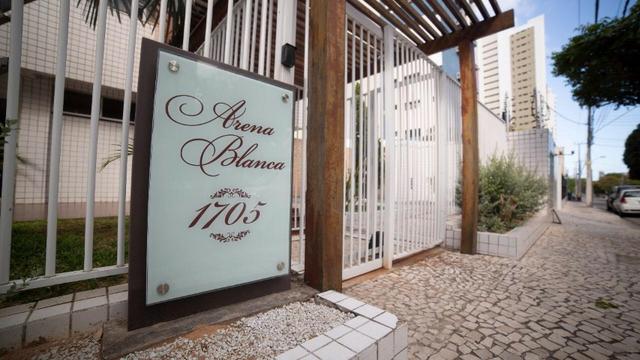 Vende-se Apartamento no Bairro Cocó Próximo Center Box - Foto 6