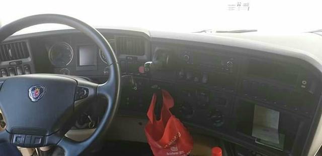 Vendo scania highline 2013 6x2 automática - Foto 3