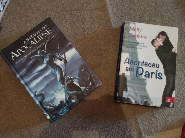 Vendo livros ou troco