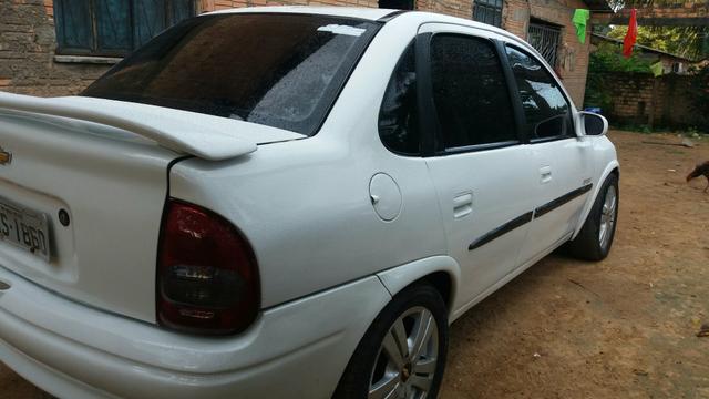 Vendo 10.000 classic 2008 completo nas roda 15 e farol de milhas