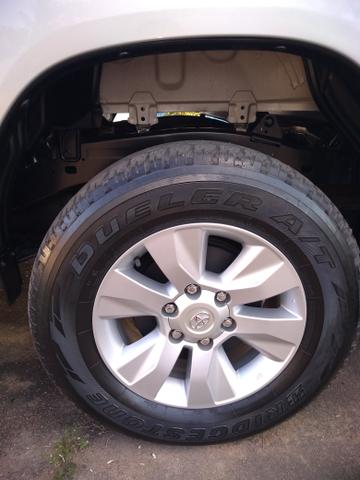 Aro 17 Hilux - Foto 2