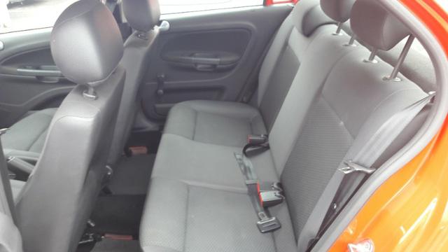 Vw Voyage MPI 1.6 Mt 4P Em perfeito estado - Foto 7