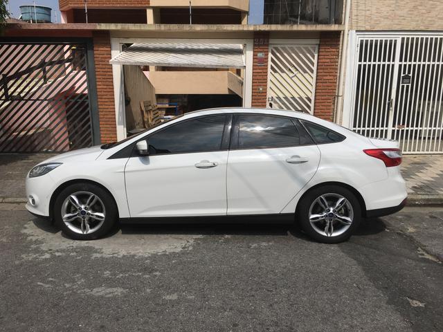 Ford Focus Sedan 2015 Automático PowerShift