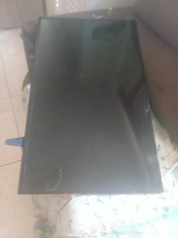 Vendo uma 43 ela caiu e quebrou mais falae tudo - Foto 4