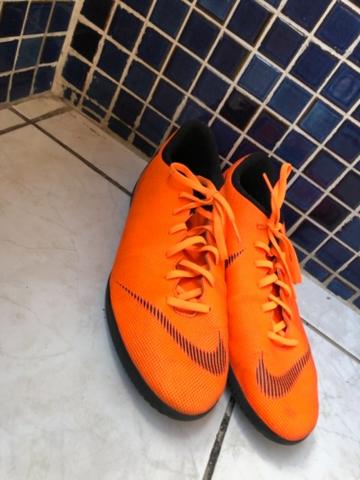 Chuteira Futsal Nike Mercurial Superfly 6 Club - Laranja e Preto