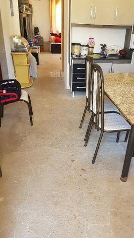 Vende-se Casa com terreno grande, com estrutura para sobrado - Foto 11