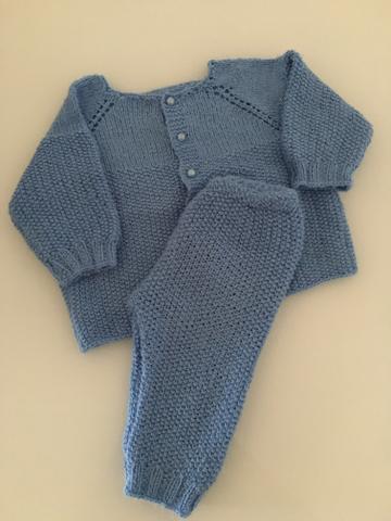 Conjunto de lã + jardineira de lã, tamanho P