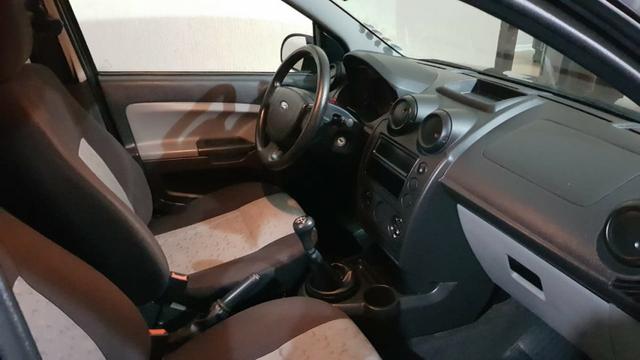 Fiesta Hatch 2008 sem entrada 48x 588,00 - Foto 7