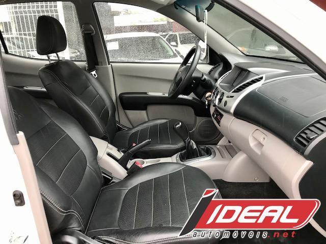 L200 Triton HLS 2.4 Flex 16V CD Mec. - Foto 7