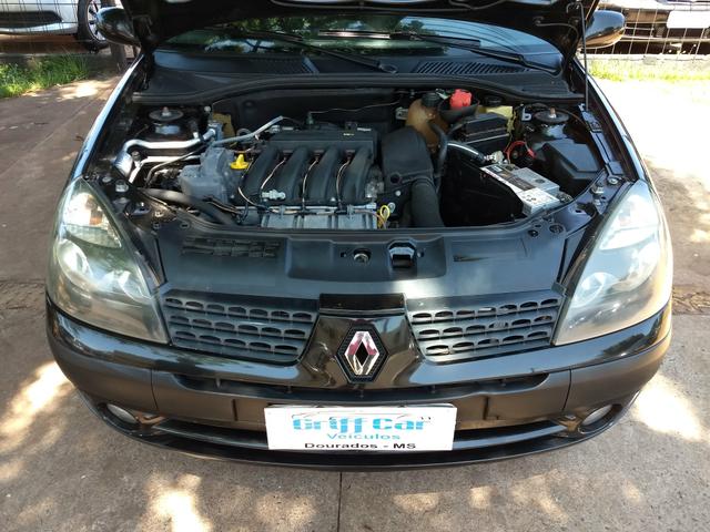 Clio sedan 1.6 - Foto 4