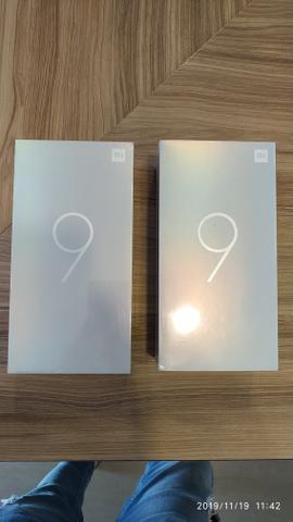 Xiaomi Mi 9 128 GB 6 RAM preto e azul. - Foto 2