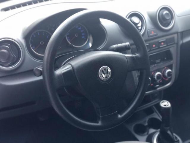 Volkswagen Voyage 1.0 completo - Foto 8